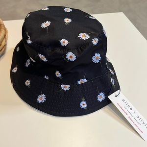 Alice + Olivia Reversible Bucket Hat - New!